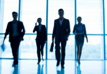 Ce YouTubeur spécialisé déconseille d’ouvrir une société offshore Ce YouTubeur spécialisé déconseille d'ouvrir une société offshore