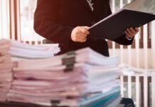 Dépôt de bilan : comprendre, anticiper et gérer cette étape cruciale en entreprise le dépôt de bilan est une procédure réglementée qui vise à traiter les difficultés financières des entreprises de manière encadrée.